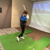 【一人でも気軽に】梅雨の日は、シミュレーションゴルフで自分時間を楽しむ♪